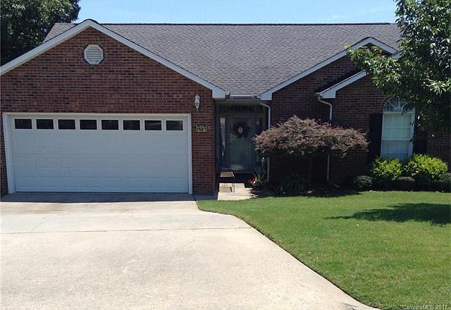 1st image of 1927 Connemara Ct