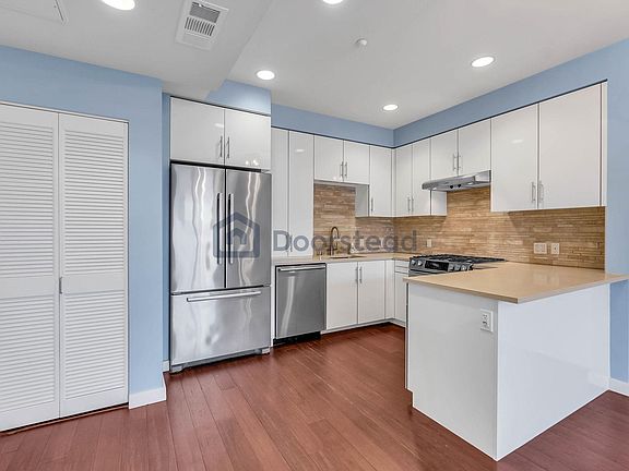 3rd image of 50 Jerrold Ave #307