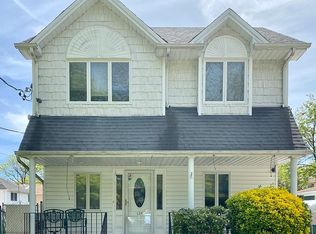 134 Wilson St, Staten Island, NY 10304