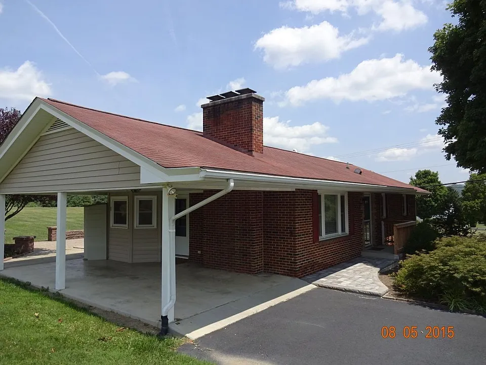 1408 Jennelle Rd