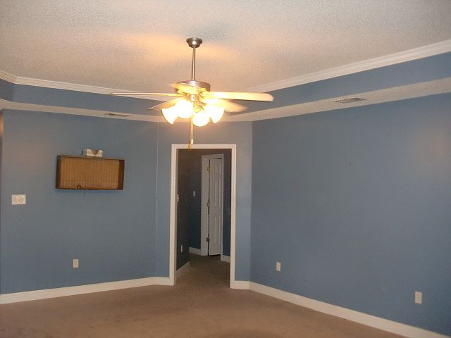 1st image of 3121 Vanelle Dr