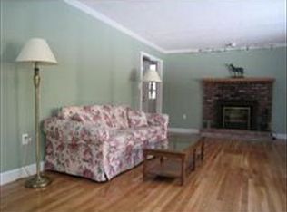1253 Salem St, North Andover, MA 01845