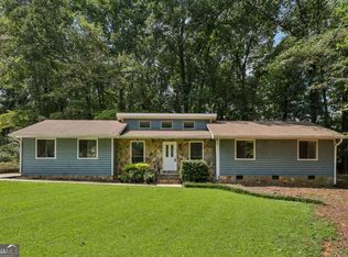 106 Hilltop Cir, Stockbridge, GA 30281