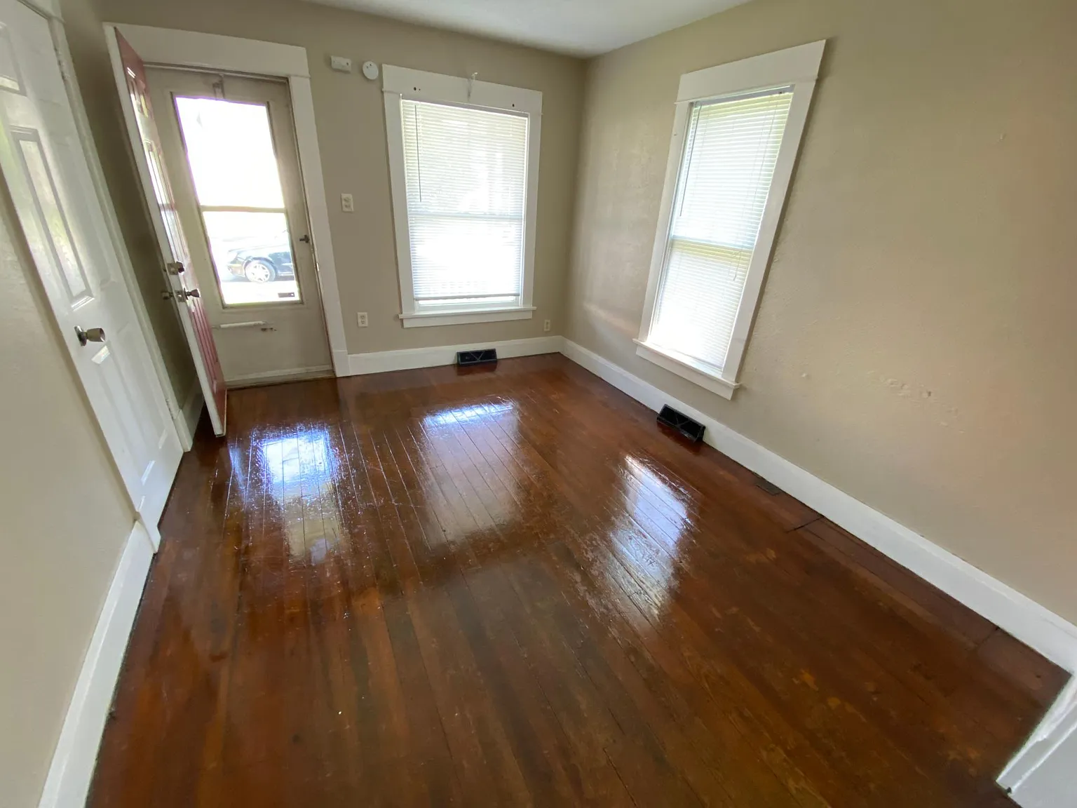 1 bed, 680 sqft, $975 — Photo 3