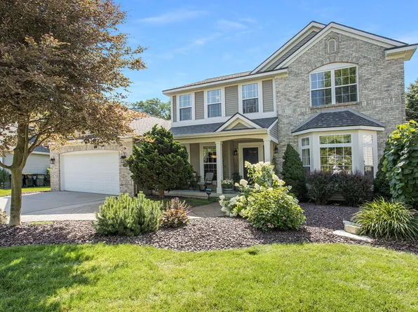 5587 Highbury Dr SE, Ada, MI 49301