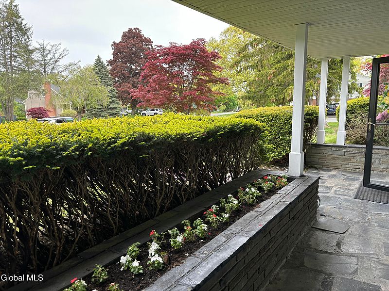 2nd image of 1336 Wemple Lane