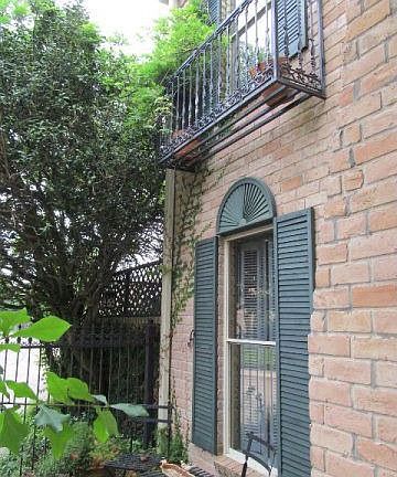 2nd image of 6374 Ivanhoe Ln