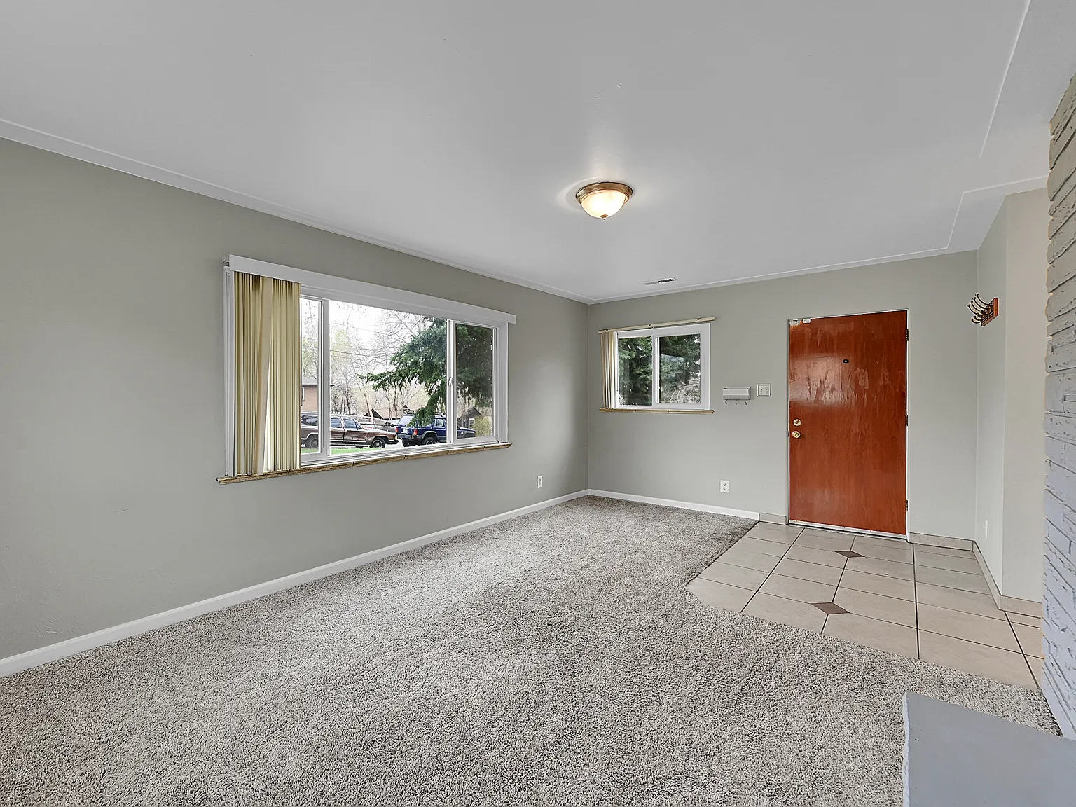 1 bed, 700 sqft, $1,500 — Photo 3