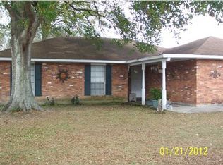 204 Auburn Dr, Carencro, LA 70520