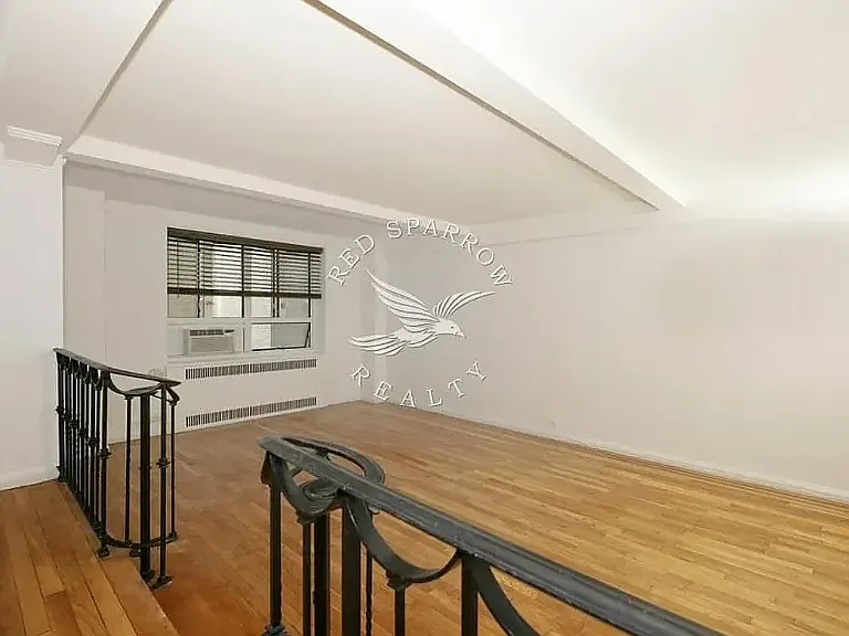 200 W 20th St #601 — Photo 2
