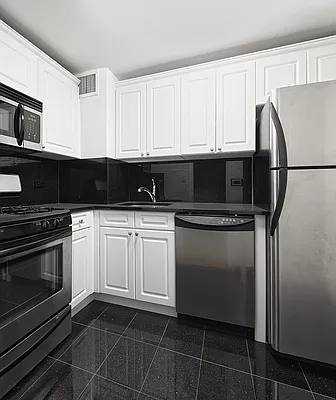 Rented by UES Management | media 13