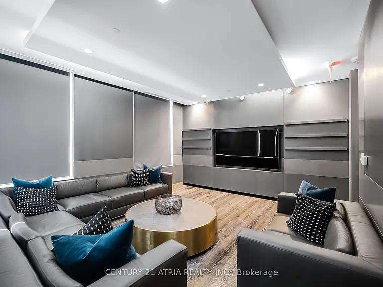 45 Charles St E #601 — Photo 11