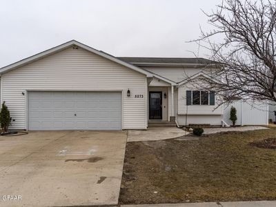 5273 9th Ave N, Grand Forks, ND, 58203