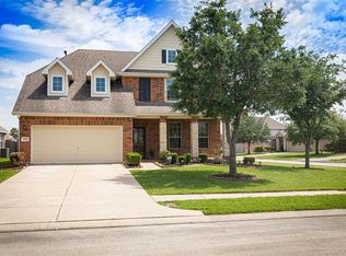 9127 Cavalier Ln, Rosenberg, TX 77469