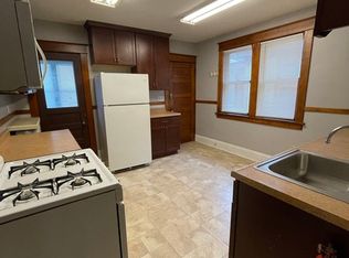 1135 Edgerton St #1, Saint Paul, MN 55130