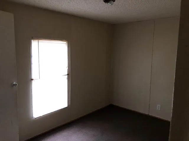 912 Kathleen Dr #17 — Photo 8