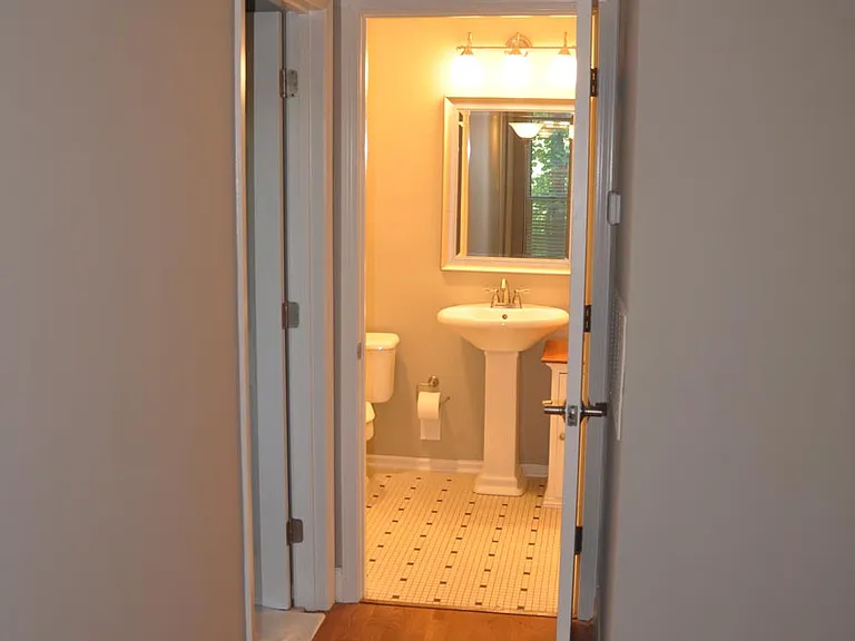 2510 Cranbrook Ln #2 — Photo 15