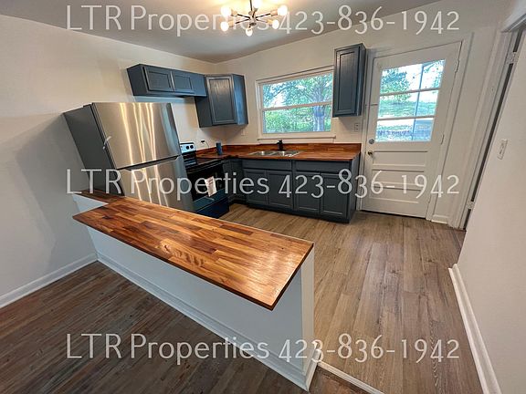 3rd image of 4905 Basswood Dr #B
