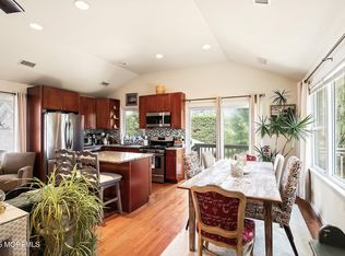 13 Meadowbrook Ave, Rumson, NJ 07760