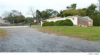 2nd image of 1010 Belmont Street #1