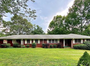 5771 Athens St, Lula, GA 30554