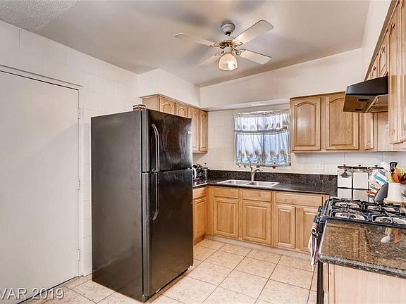 5th image of 5446 Wilbur St