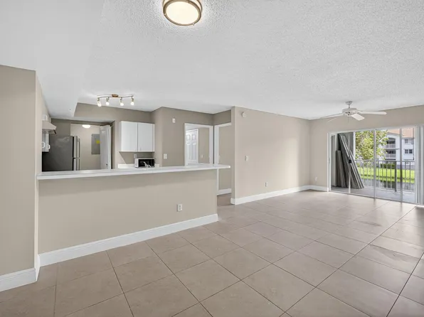 2640 S University Drive #220, Davie, FL 33328