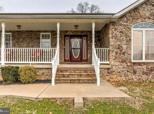 7328 Hughes Ave, Sparrows Point, MD 21219