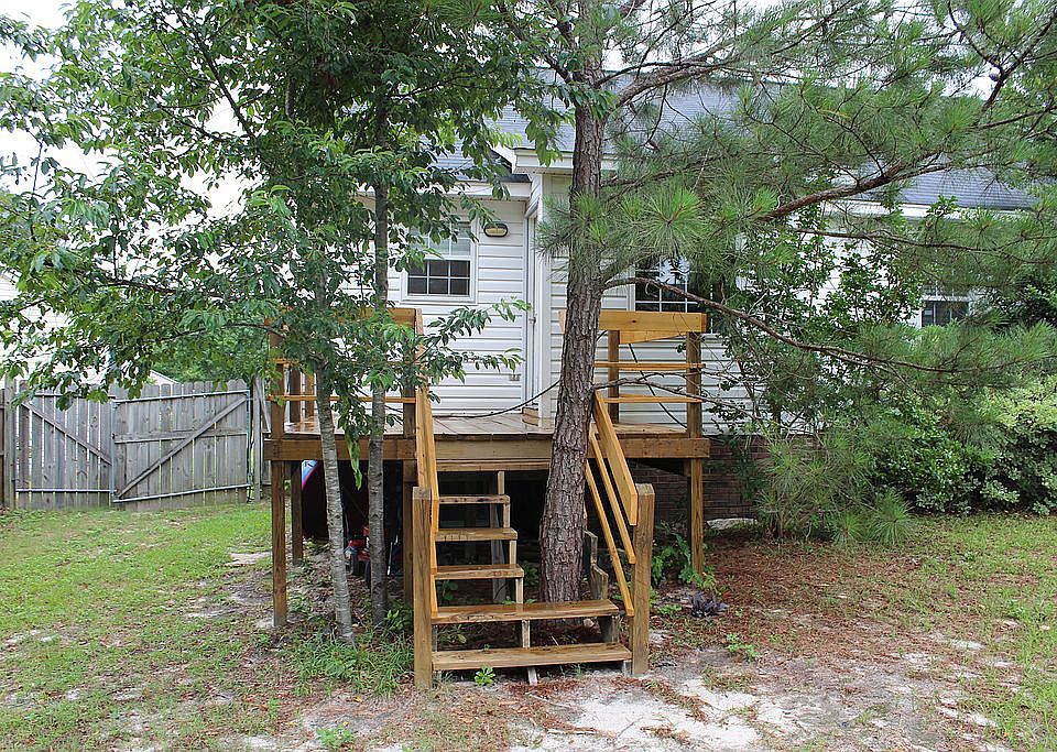 1st image of 142 Katie Ct