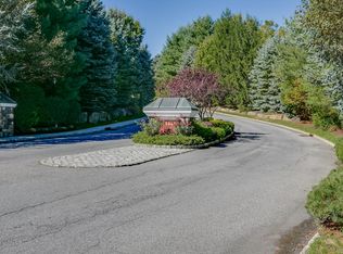 9 Agnew Farm Rd, Armonk, NY 10504