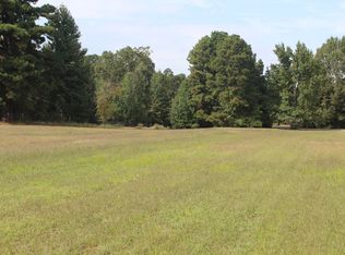325 Ed Jackson Ln, De Kalb, TX 75559