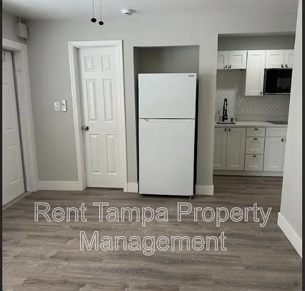 680 22nd Ave S #12 — Photo 3