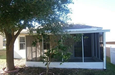 1077 Singleton Cir — Photo 7