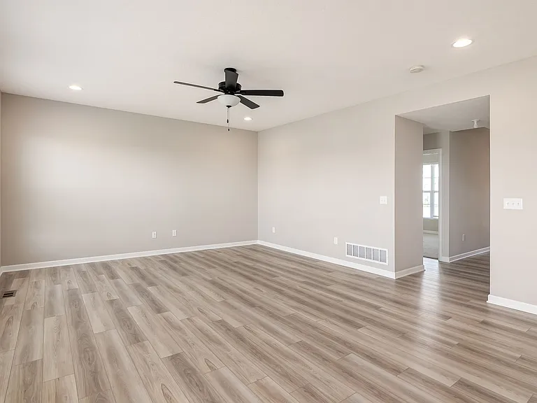 3665 Mantle Dr — Photo 12