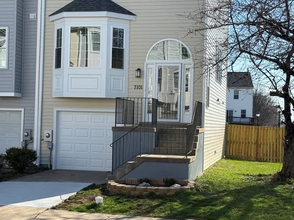 7101 Collinsworth Pl, Frederick, MD 21703