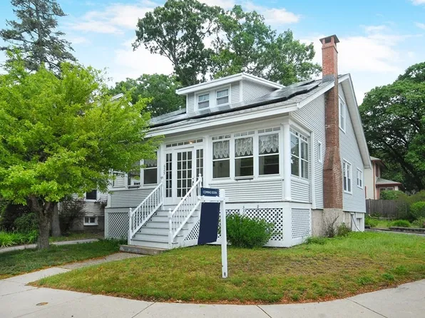 625 Summer St, Arlington, MA 02474