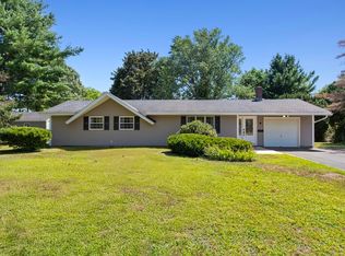 9 Colgate St, Danvers, MA 01923