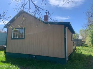 132 Cole St, Hulett, WY 82720