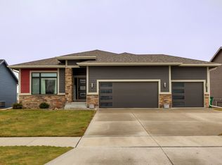 1208 SW 7th St, Grimes, IA 50111