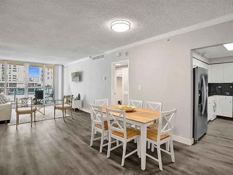 2501 S Ocean Dr #302 — Photo 6