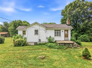 2196 Shadow Dr, Sharpsville, PA 16150