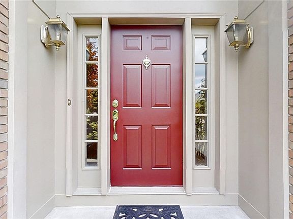 2nd image of 127 Covent Garden Ln