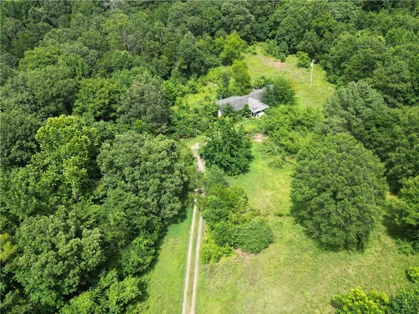 25189 State Highway 10, Ola, AR 72853