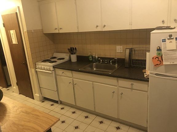 5th image of 7 Aberdeen St APT 11