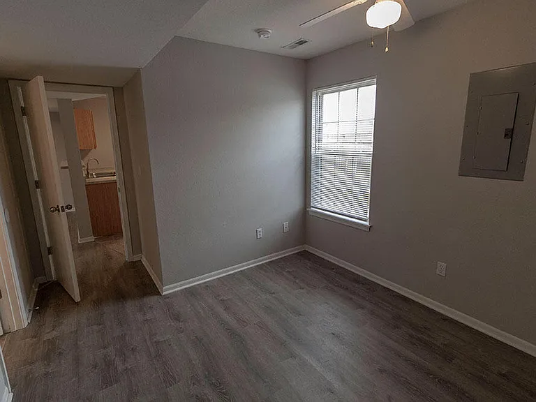 5313 Currituck Ln — Photo 10
