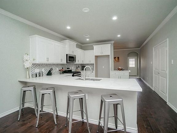 5th image of 4202 Dacca Dr