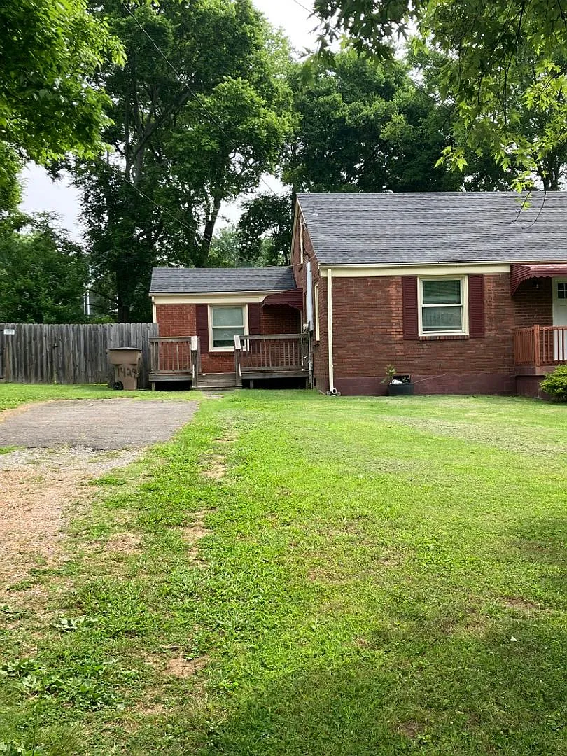 Duplex In East Nashville — Photo 1