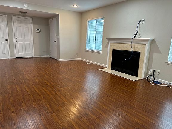 5th image of 2509 Begonia St