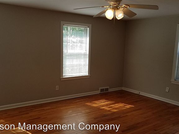 5th image of 7523 Terrace St