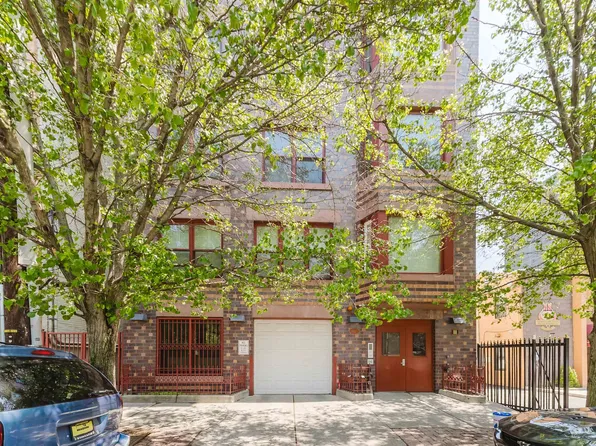 323 Jackson Street image 1 of 17